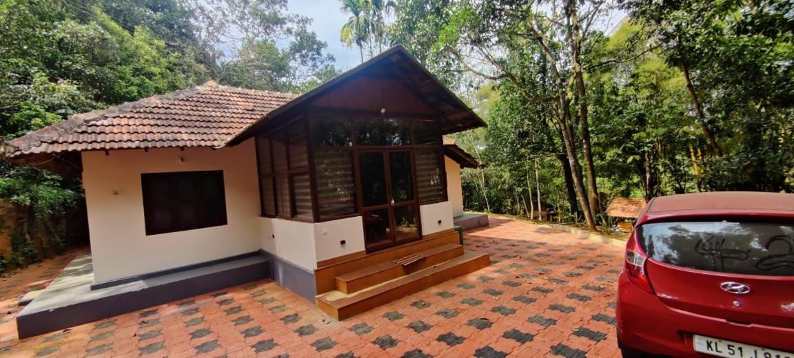 Clay Resort By Bestinn Leisure - Wayanad Padinjarathara Екстериор снимка